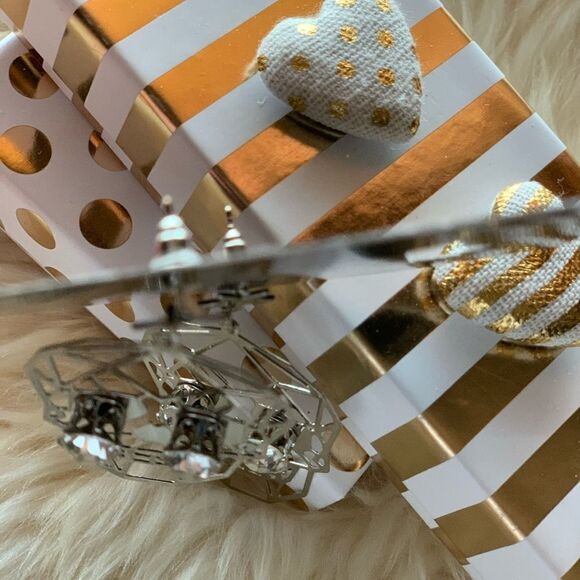 HALLOWEEN Bling Skeleton Dangle Star Accent Earrings NWT Silver Color - Picture 3 of 6